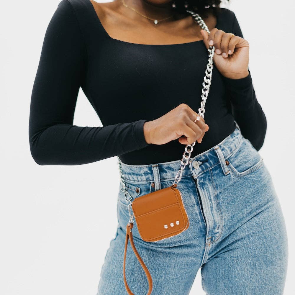 Fele Wallet Chain Bag: Brown