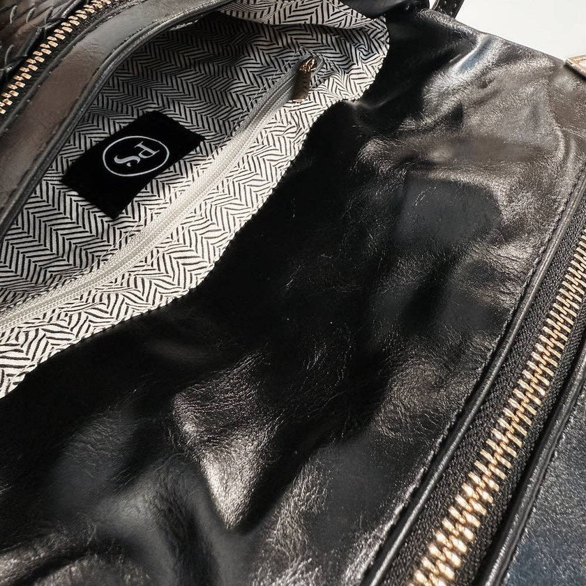 Annie 2 Woven Flap Crossbody: Black